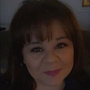 Meet your Posher, Lorraine